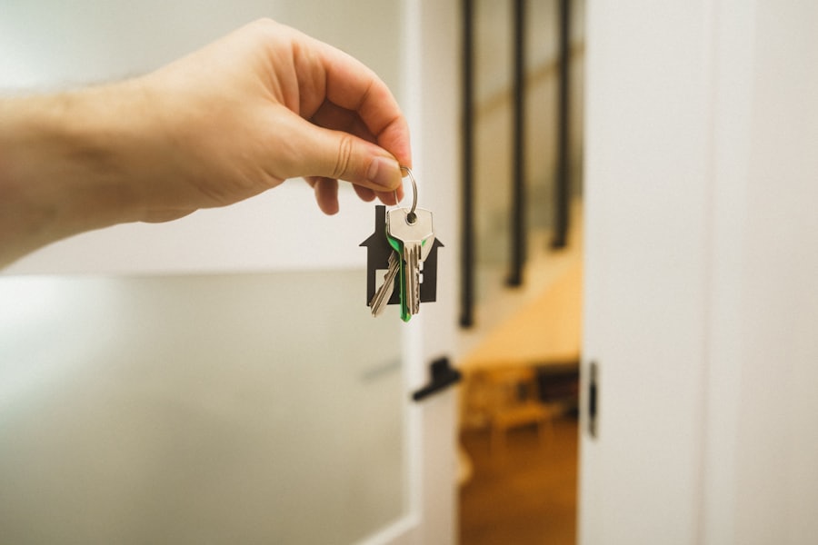 Chave e porta — regularização de imóvel